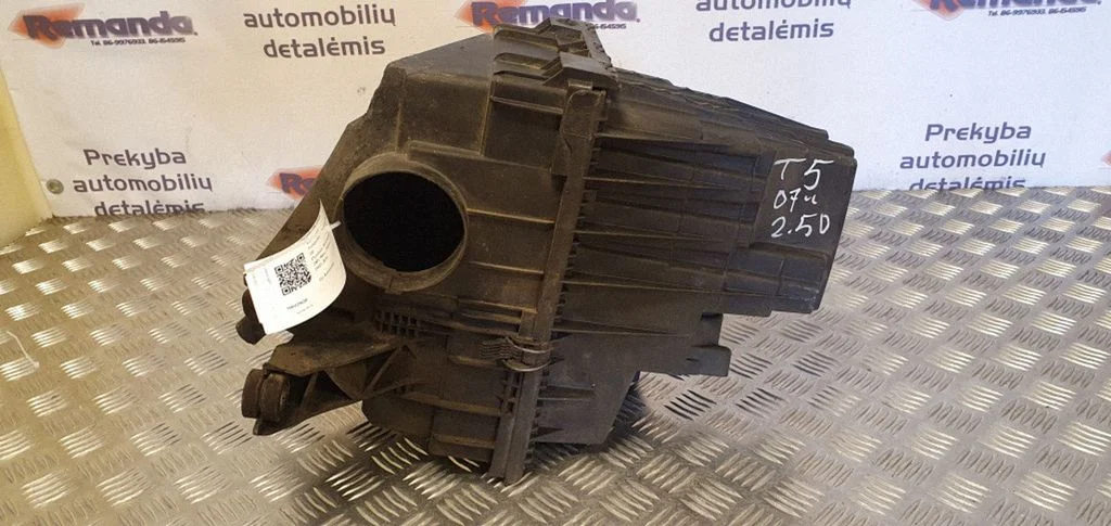 Air filter box 7H0129620