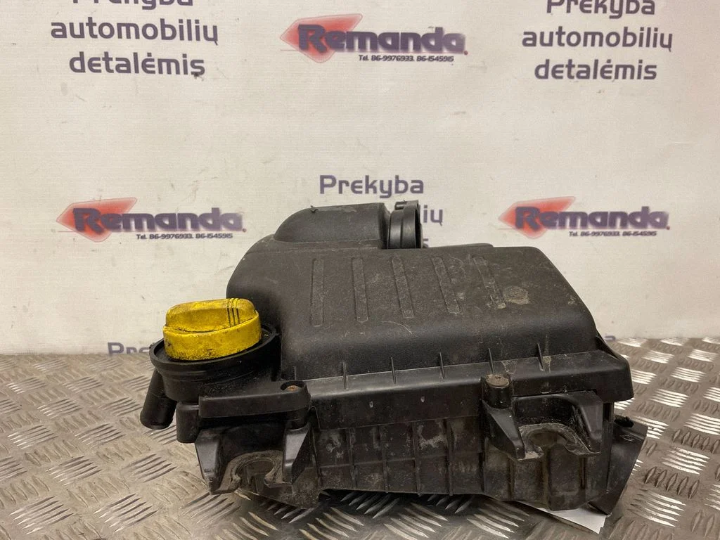 Air filter box 8200467321