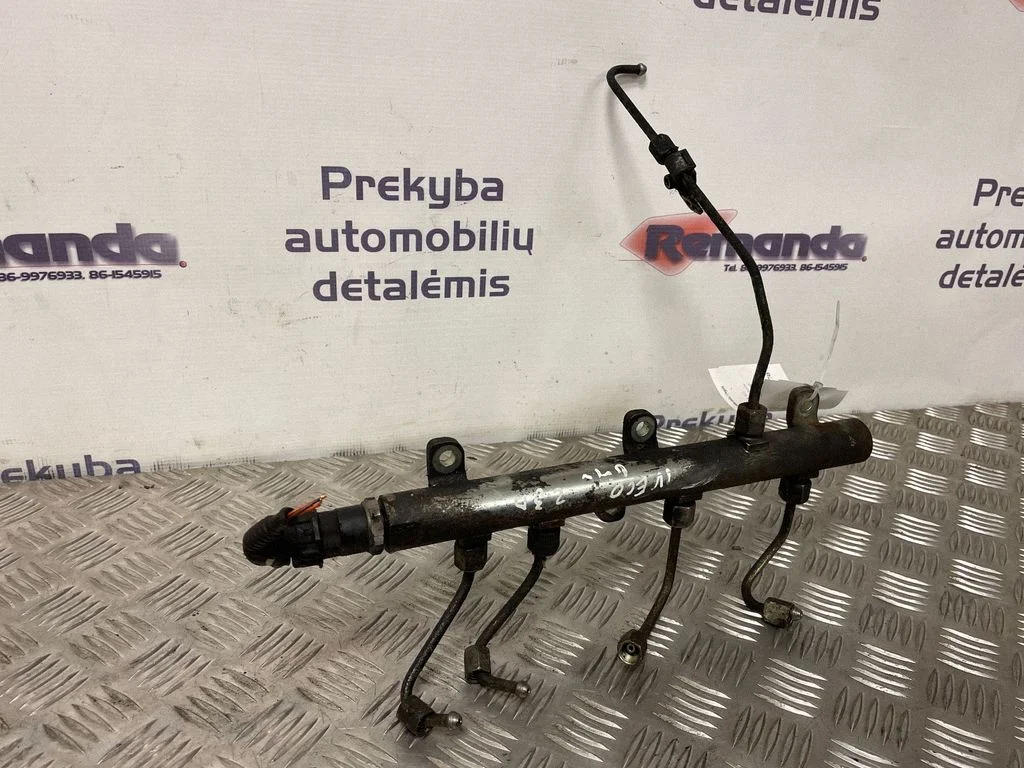 Degvielas maģistrālā caurule