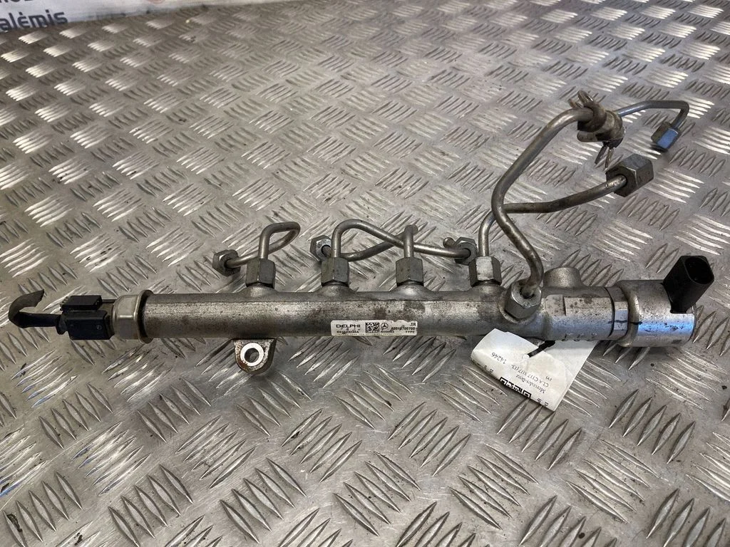 Fuel main line pipe A6510700700