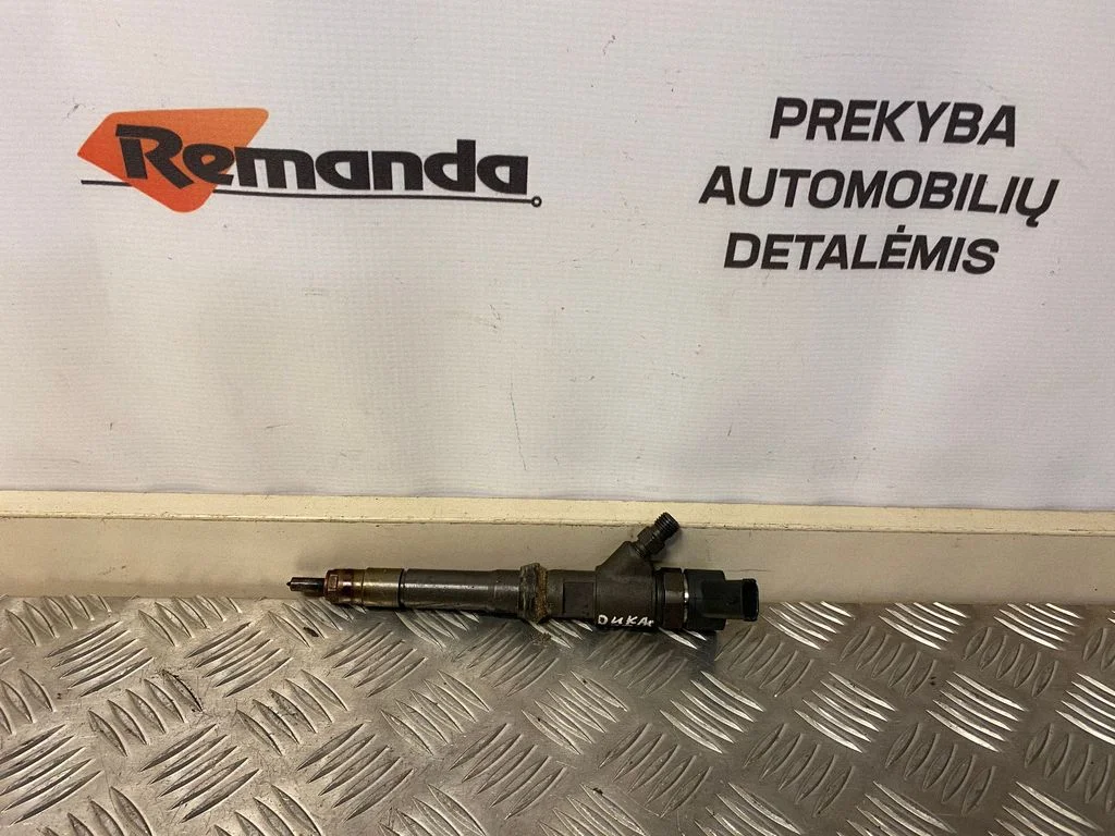 Fuel injector 504389548
