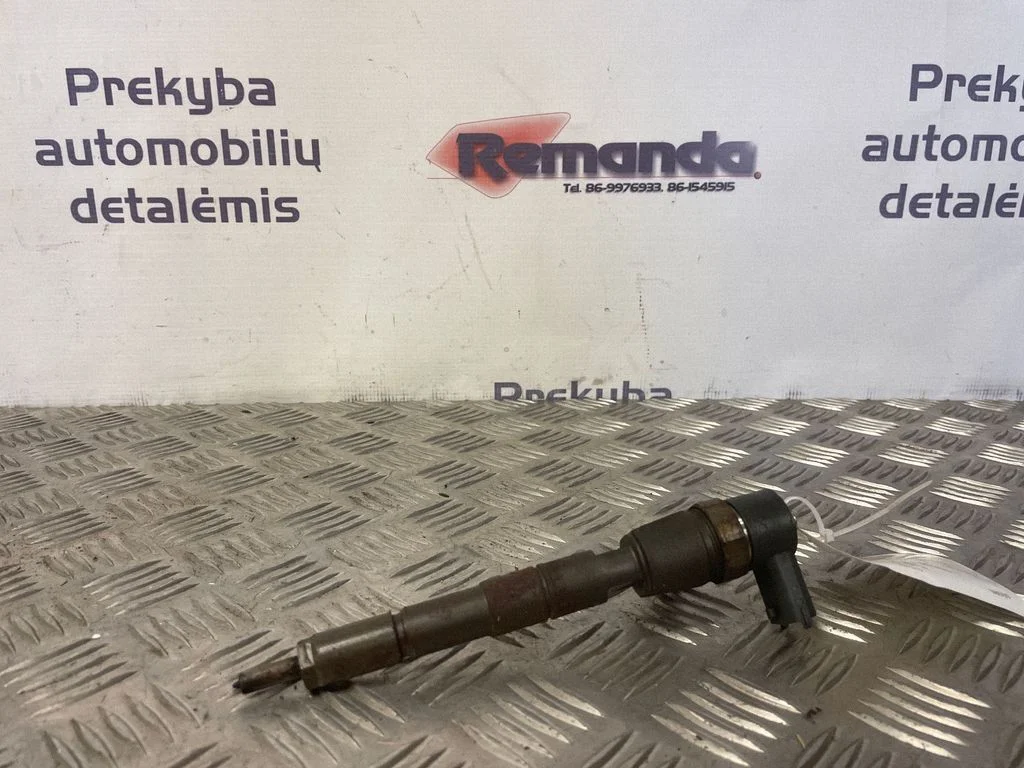 Sprausla (-as) (inžektors (-i)) 0445110327