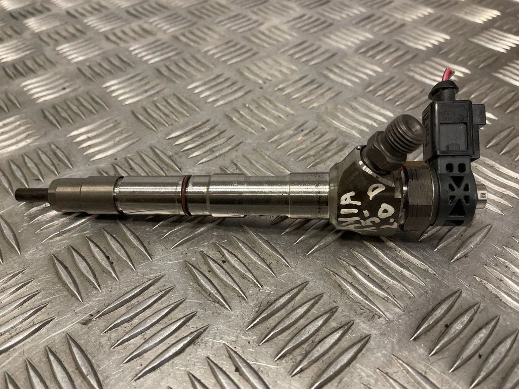 Fuel injector 0445110469