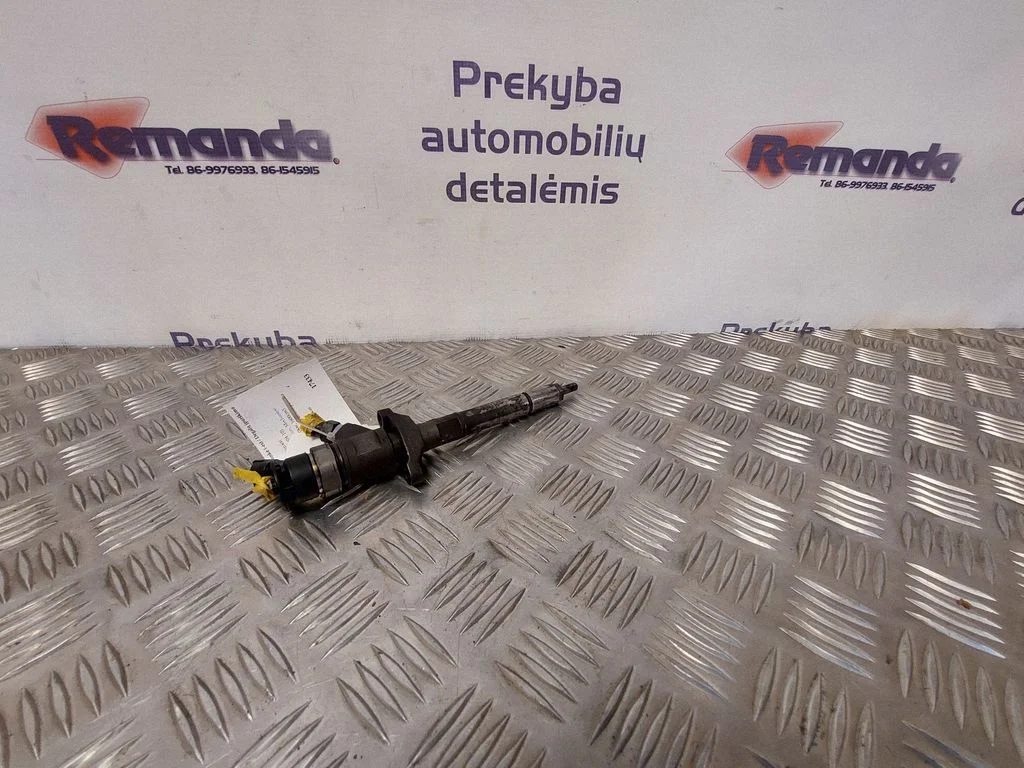 Sprausla (-as) (inžektors (-i)) 0445110297