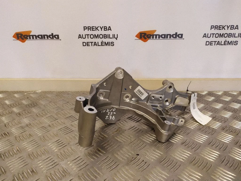 Generatoriaus kronšteinas