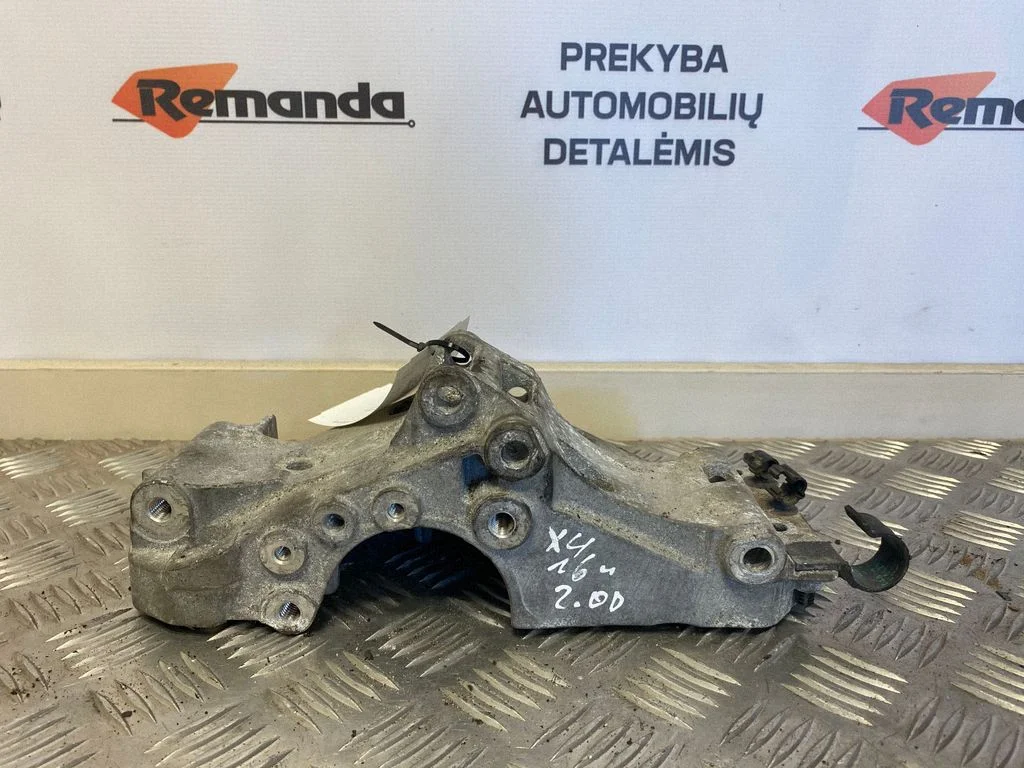 Generatoriaus kronšteinas