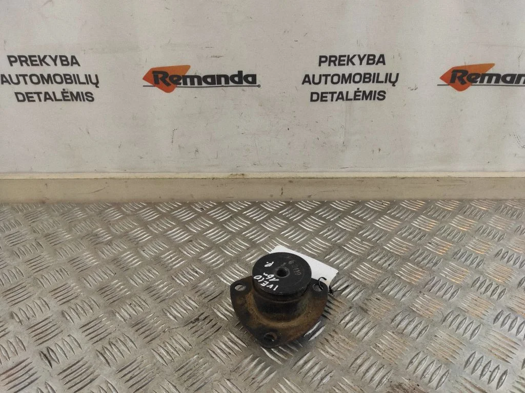 Dzinēja spilvens 5801515707