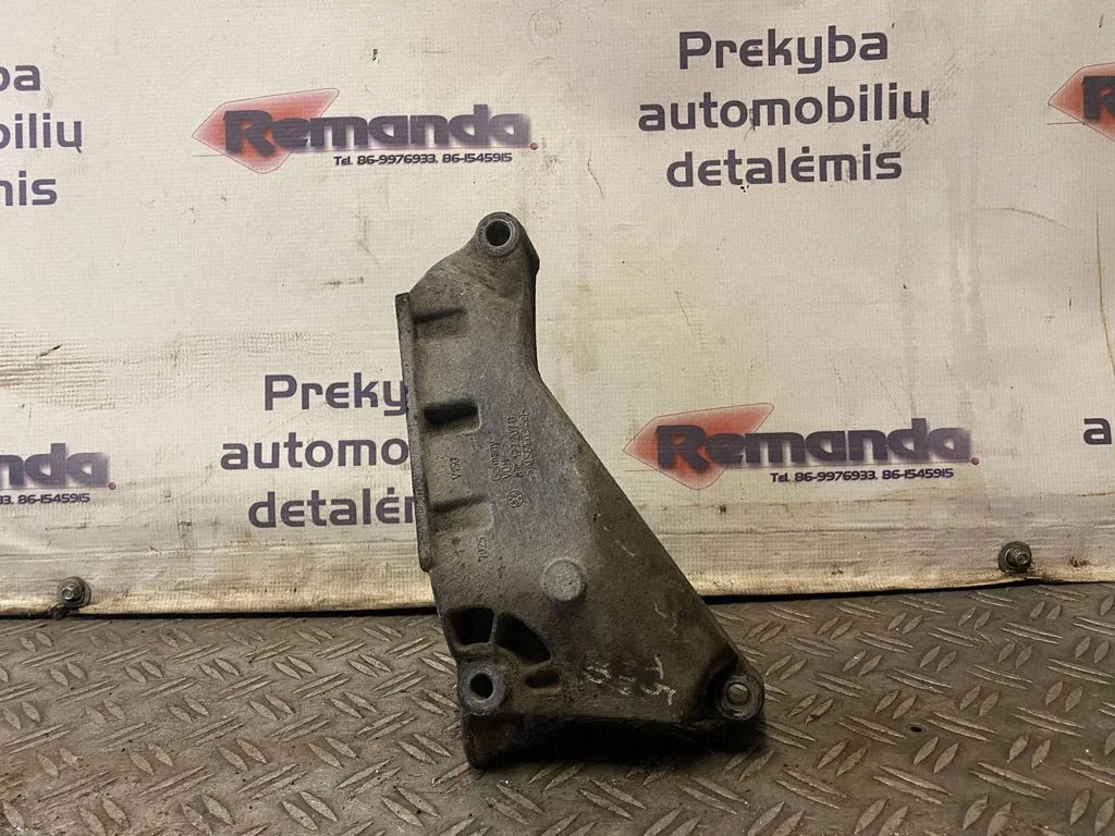 Engine mounting bracket 03L199207