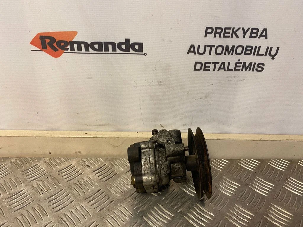 Roolivõimendi pump – Mitsubishi Colt (1989-1992)