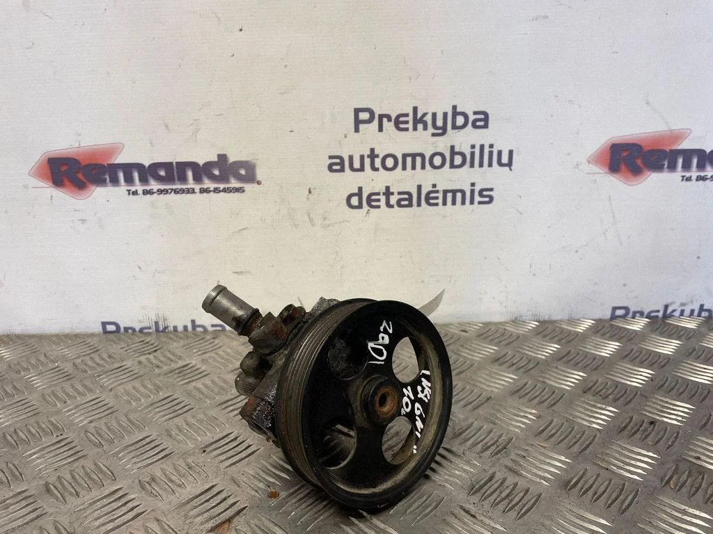 Stūres pastiprinātāja sūknis 55563329