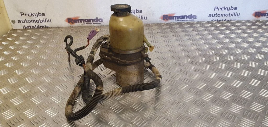 Power steering pump 1040085003094