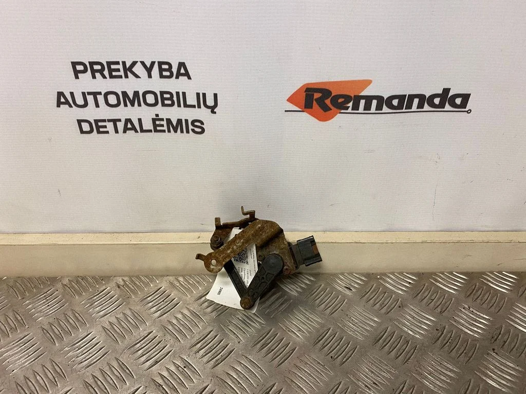 Aukščio daviklis (priekinių žibintų)