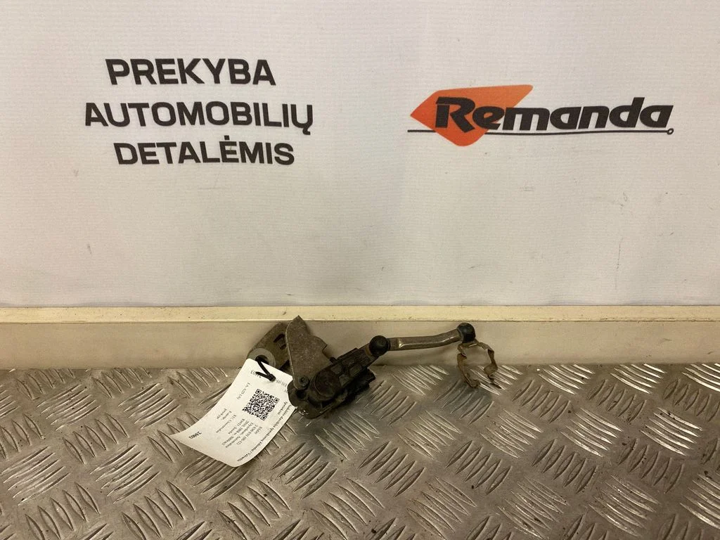 Aukščio daviklis (priekinių žibintų)
