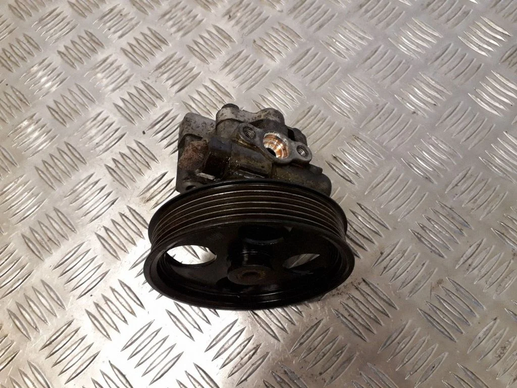 Power steering pump 13309336