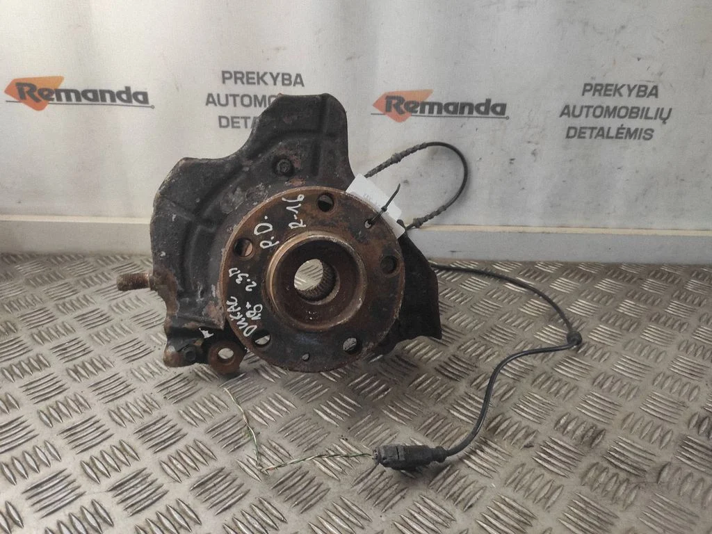 Front wheel hub spindle knuckle 120871