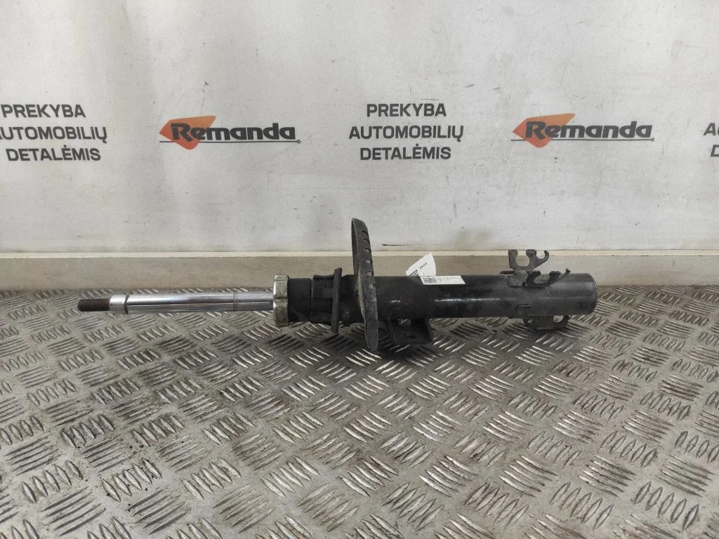Priekšējais amortizators 6R0413031F