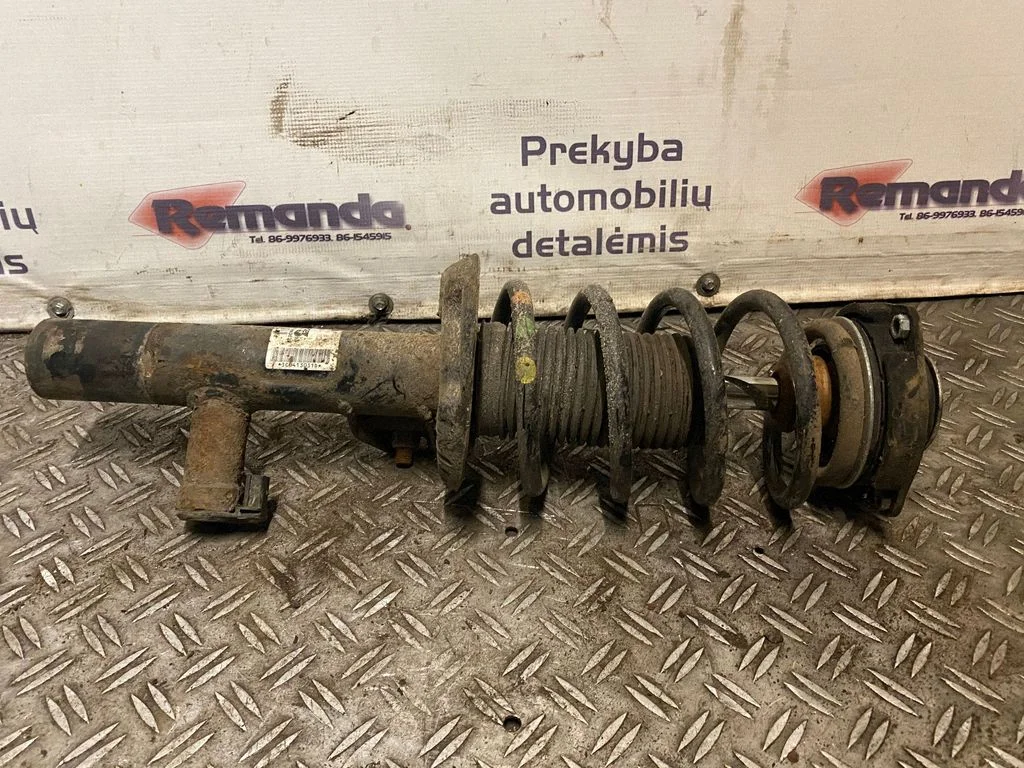 Priekšējais amortizators 3C0413031D