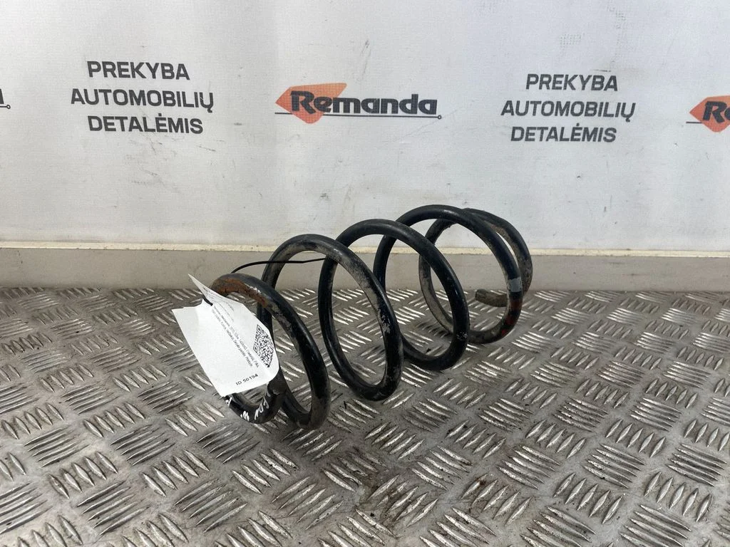 Sprężyna przednia – przód