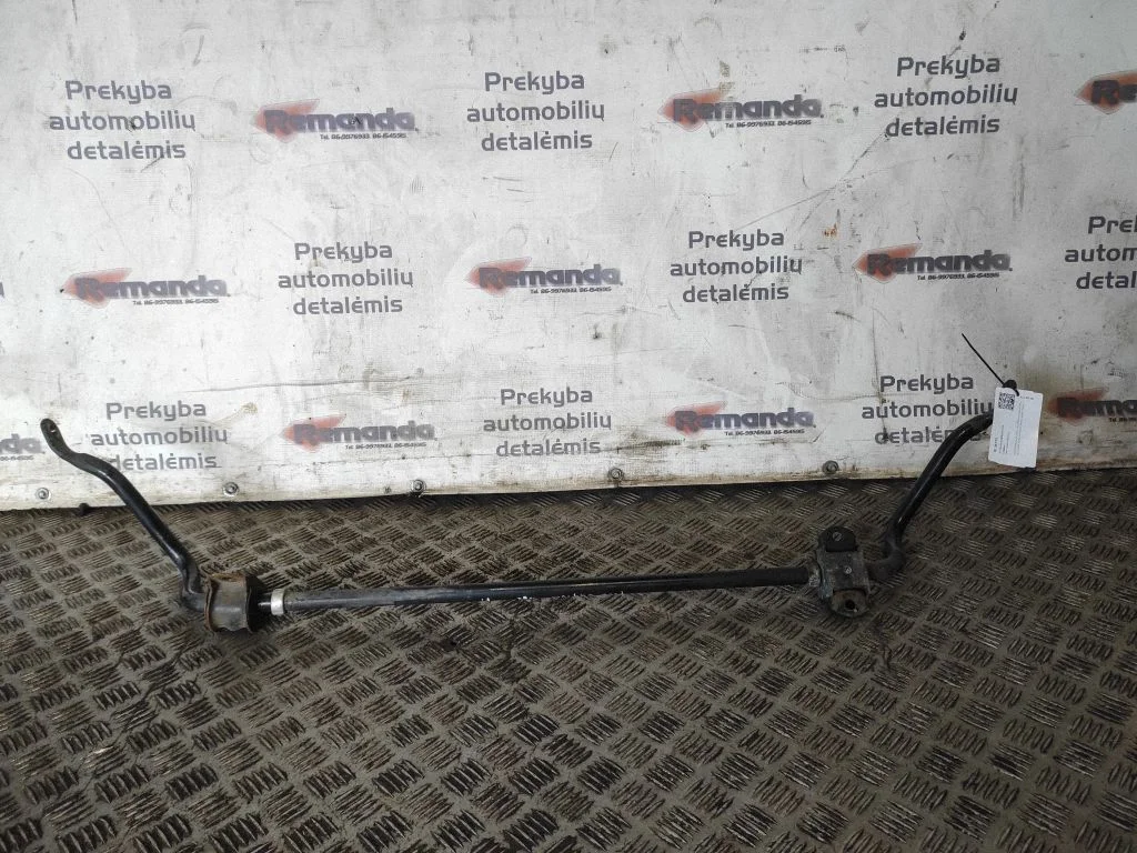 Priekšējais stabilizators – priekšējā