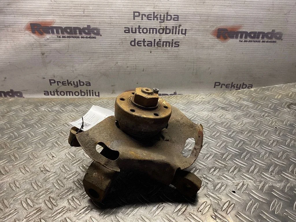 Priekinė stebulė