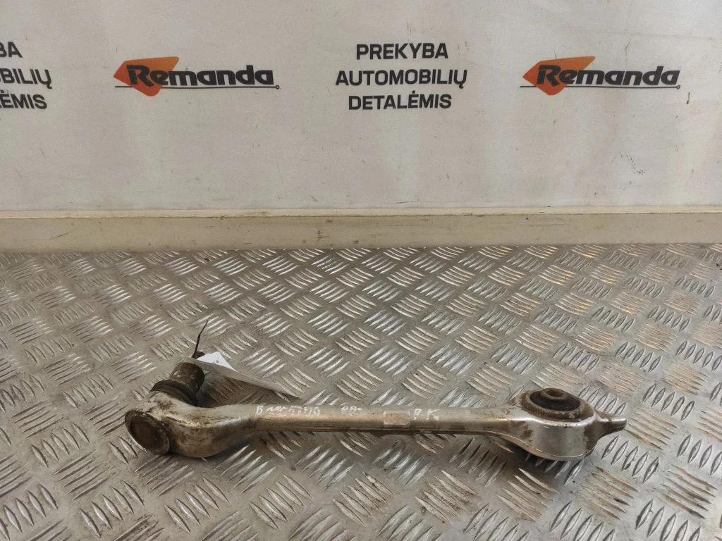 Front lower control arm/wishbone – front left