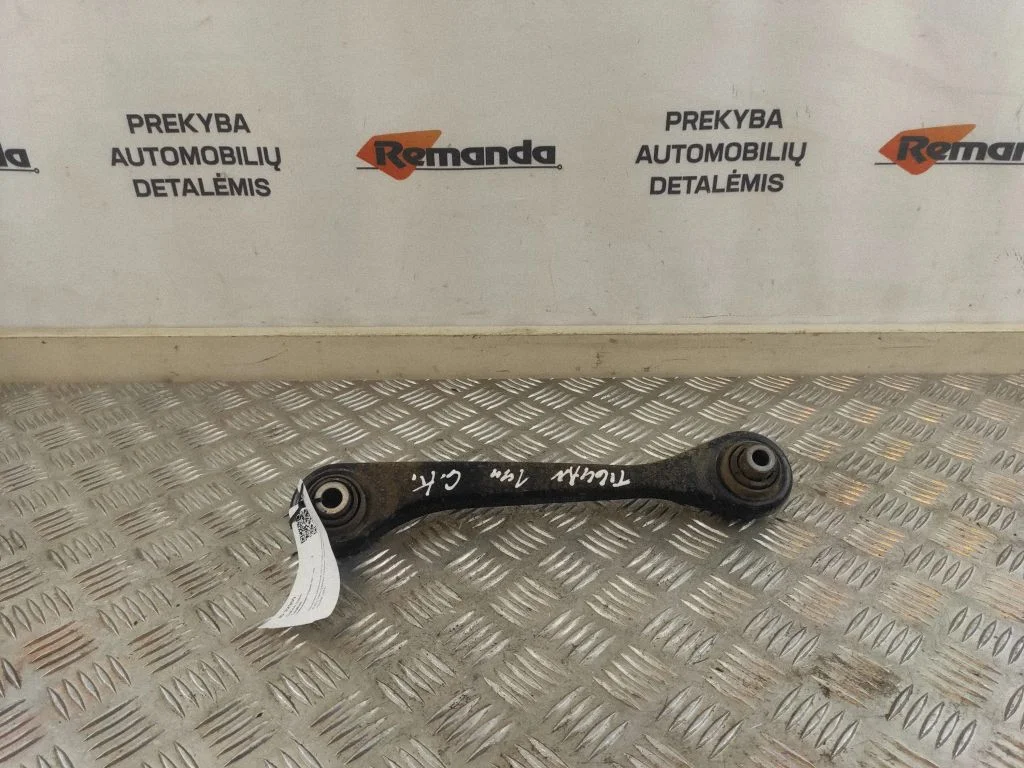Rear upper control arm/wishbone – Volkswagen Tiguan (2007-2016)