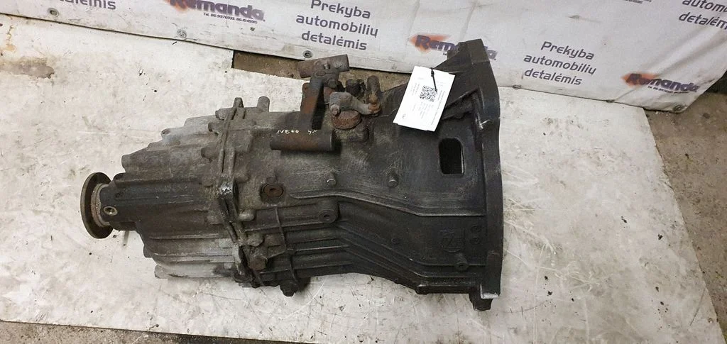Mechaninė 6 pavarų dėžė