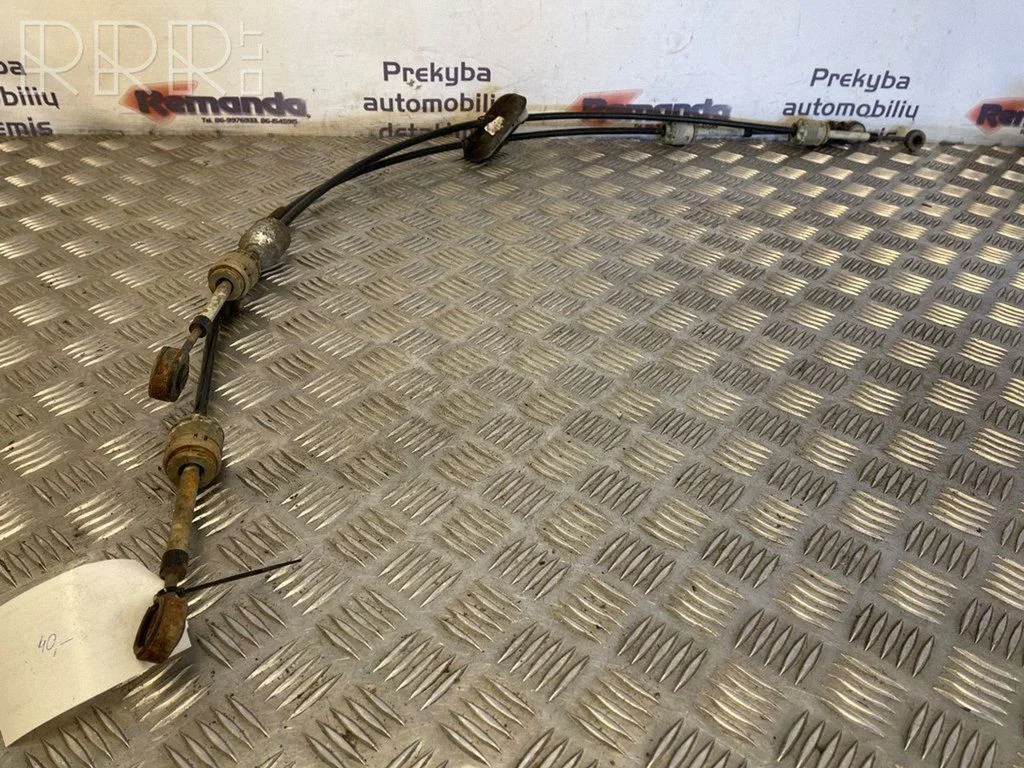 Gear shift cable linkage