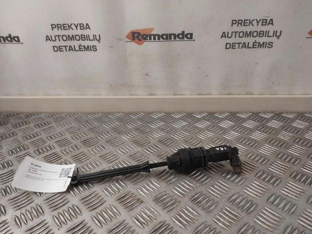 Sajūga galvenais cilindrs