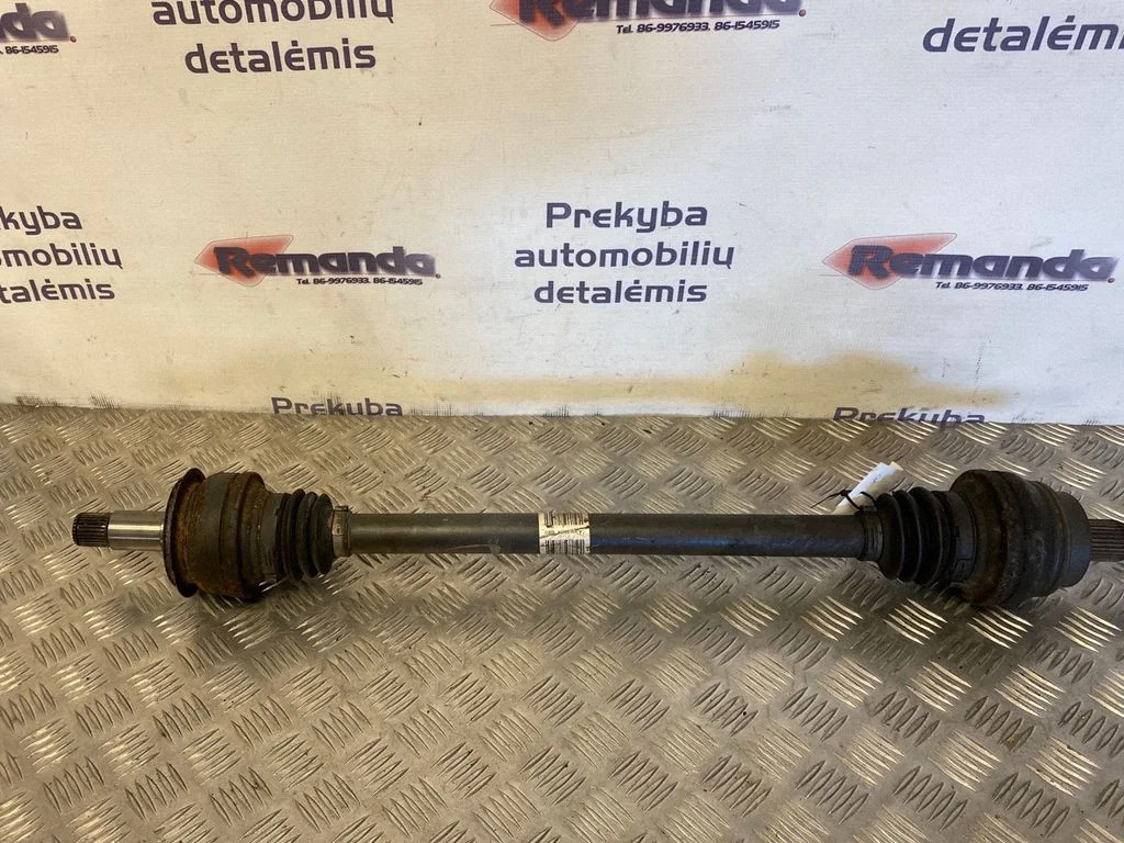 Tagumine pooltelg A1663501110