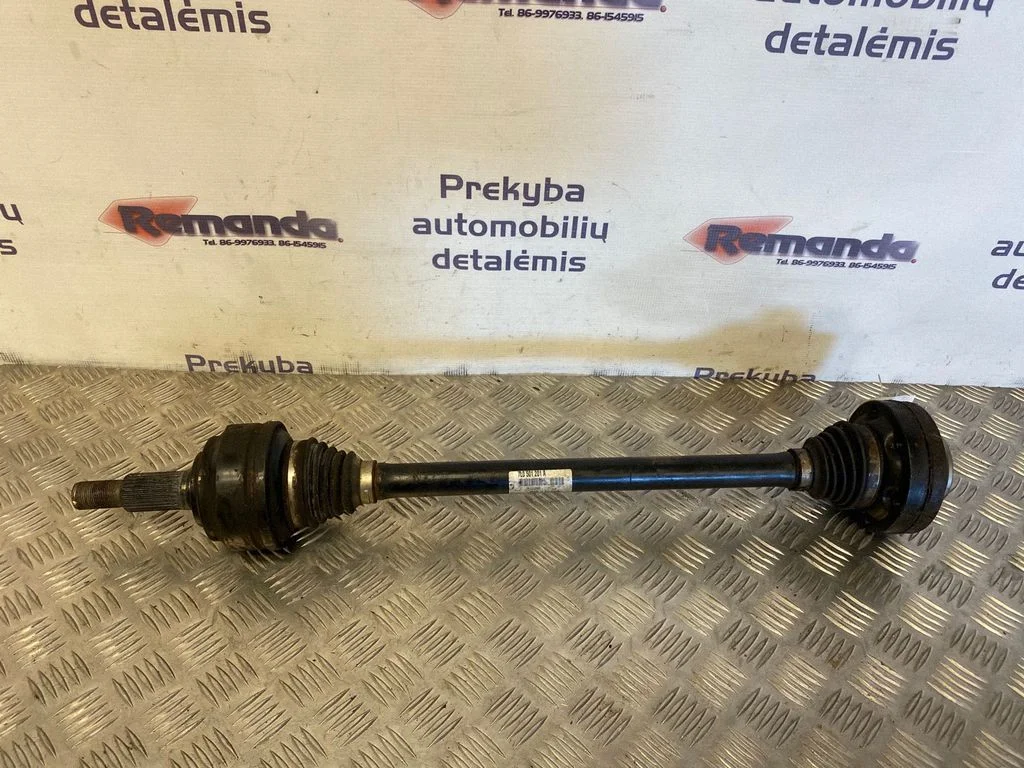 Aizmugurējā pusass 7L0501201A