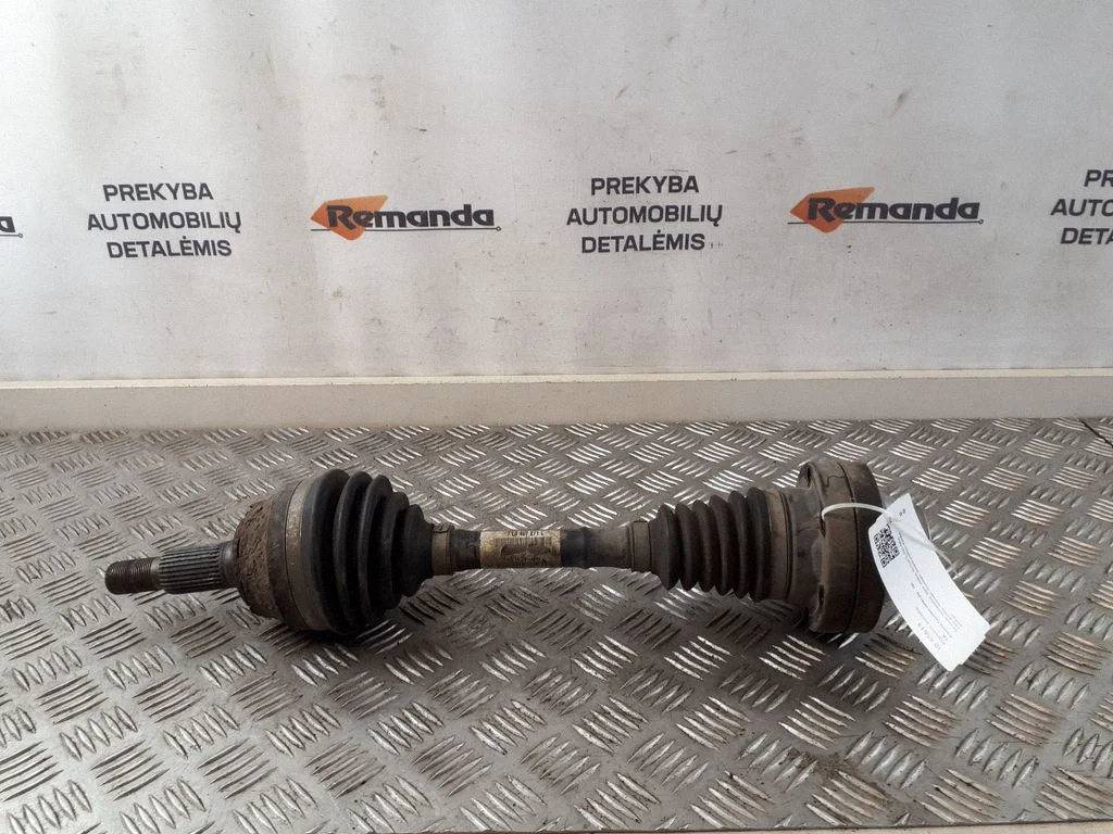 Priekšējā pusass 7L0407271C