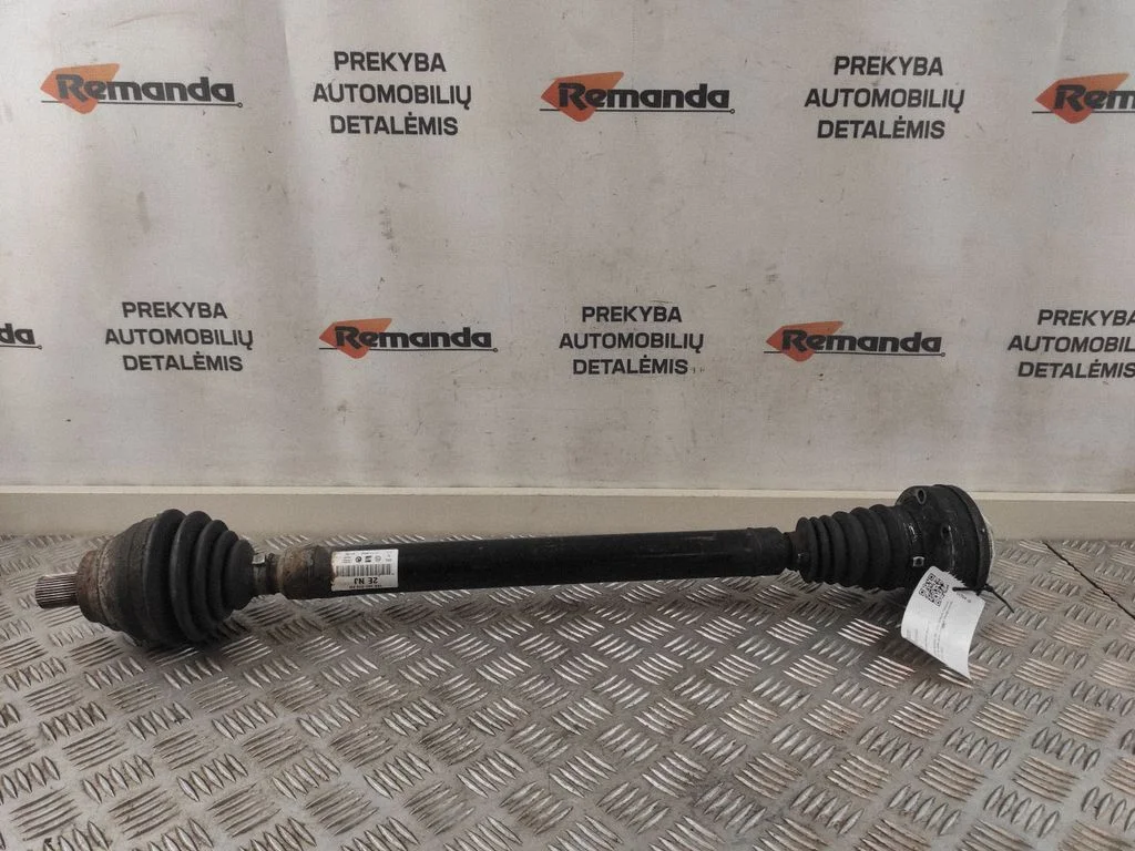Priekšējā pusass 1K0407272