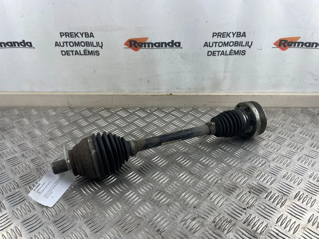 Priekšējā pusass 3Q0407271AR
