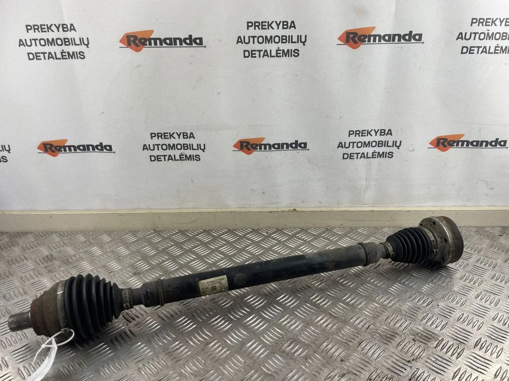Priekšējā pusass 3Q0407272BP