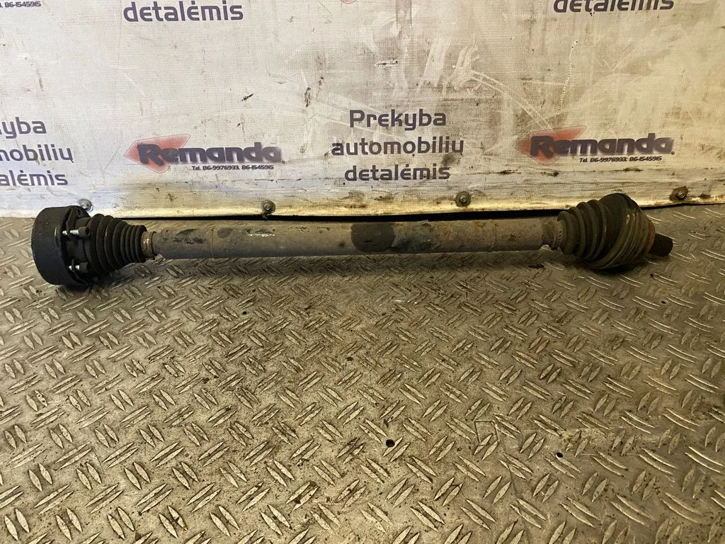 Priekšējā pusass – priekšējā labā