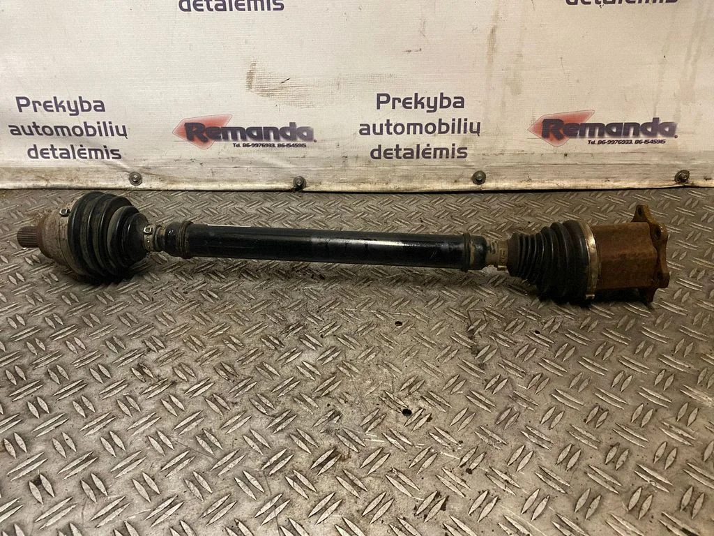 Priekšējā pusass 3C0407272AK