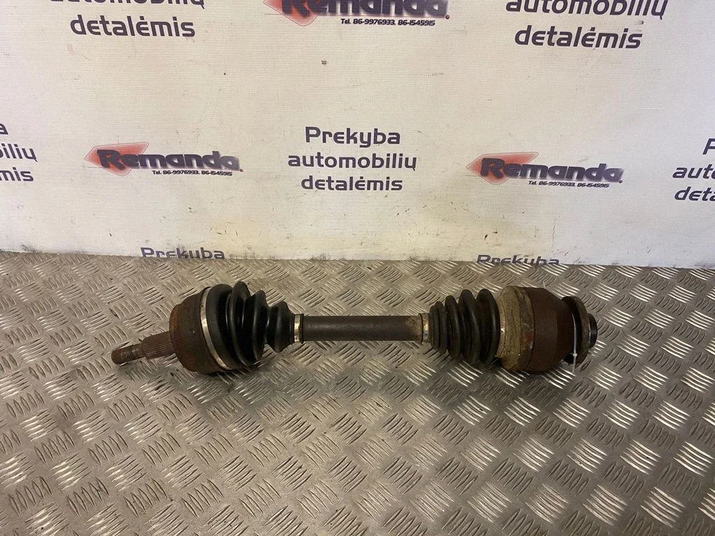 Front driveshaft – front left