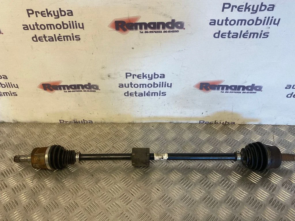 Priekinis pusašis