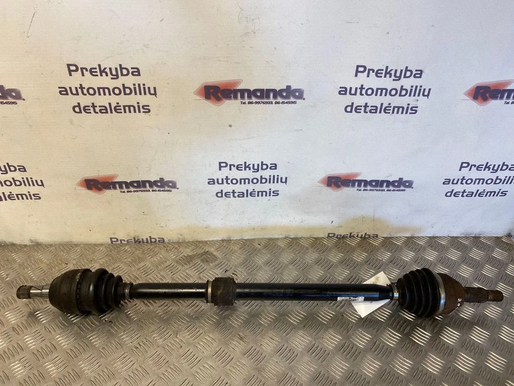 Front driveshaft 13228196
