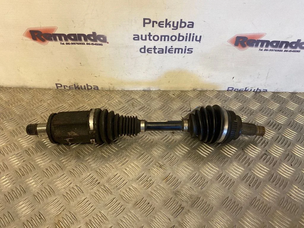 Priekšējā pusass 7529388