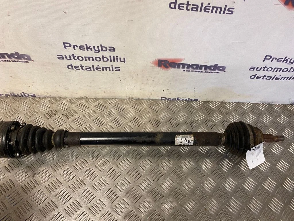 Priekšējā pusass 1J0407272