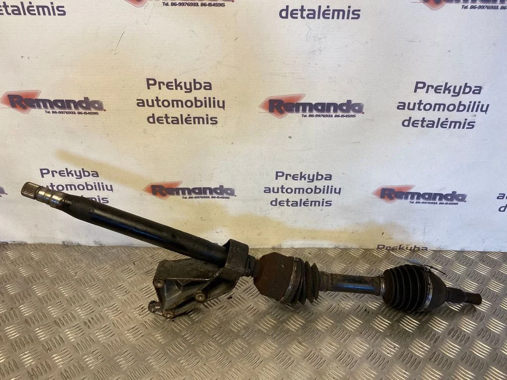 Priekinis pusašis