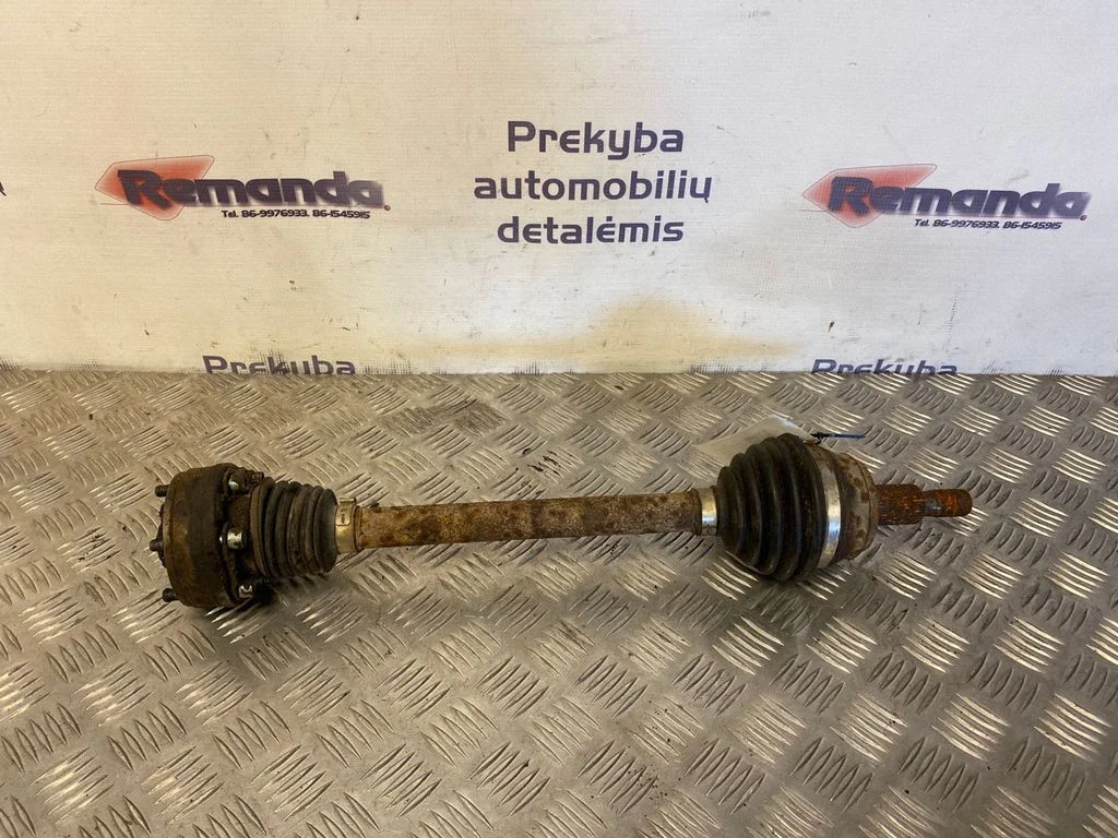 Priekšējā pusass – priekšējā kreisā