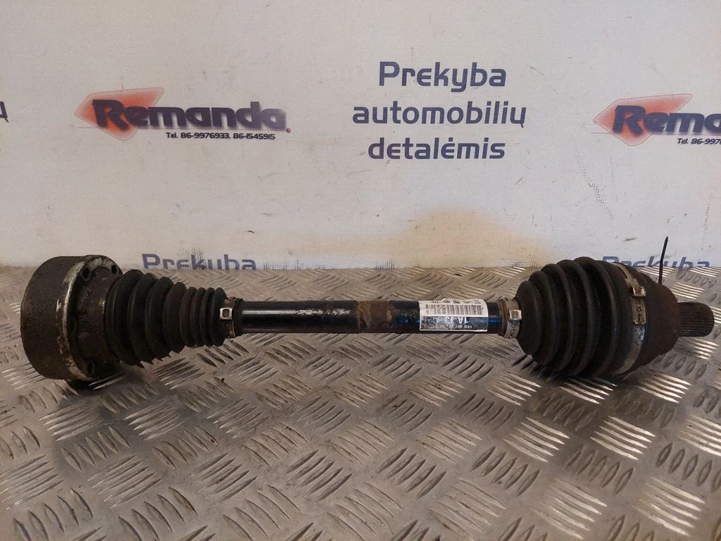 Priekšējā pusass – priekšējā kreisā