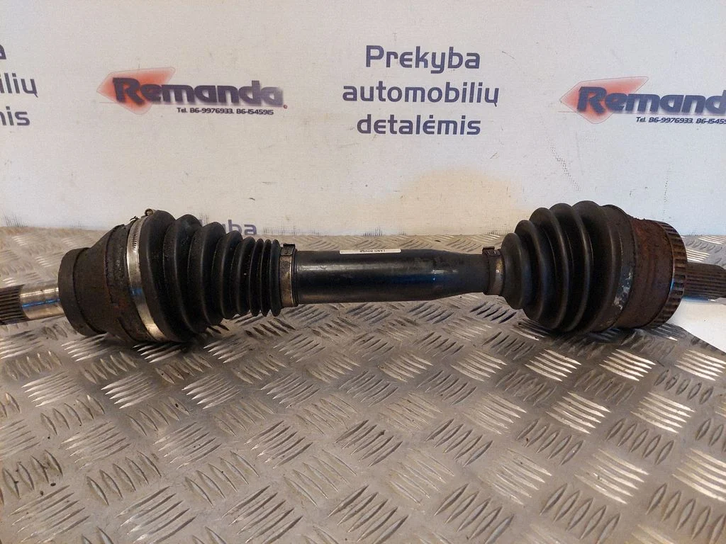 Priekšējā pusass IED500030