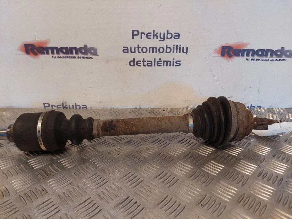 Priekinis pusašis