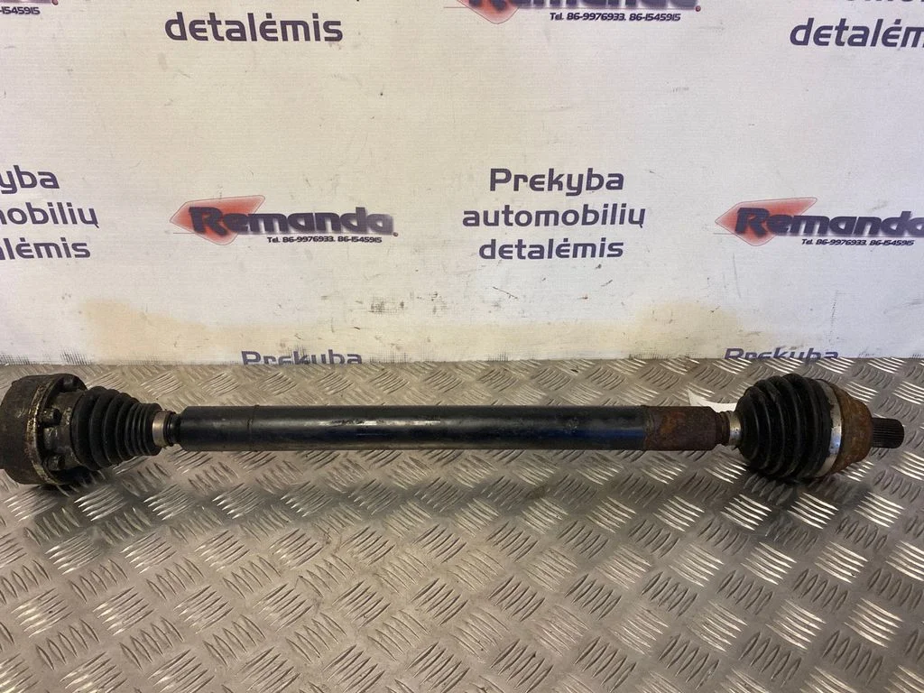 Priekšējā pusass 1K0407272FR