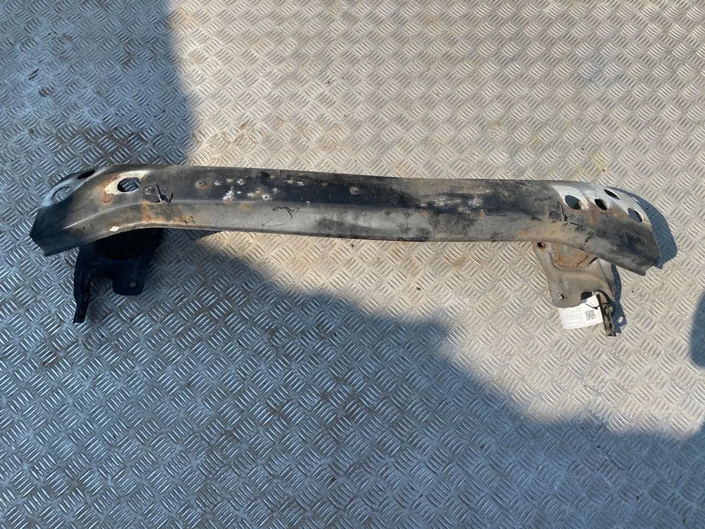 Front bumper cross member