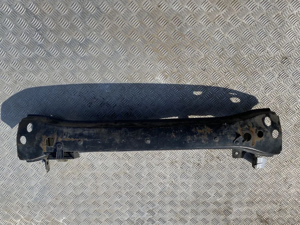 Front bumper cross member
